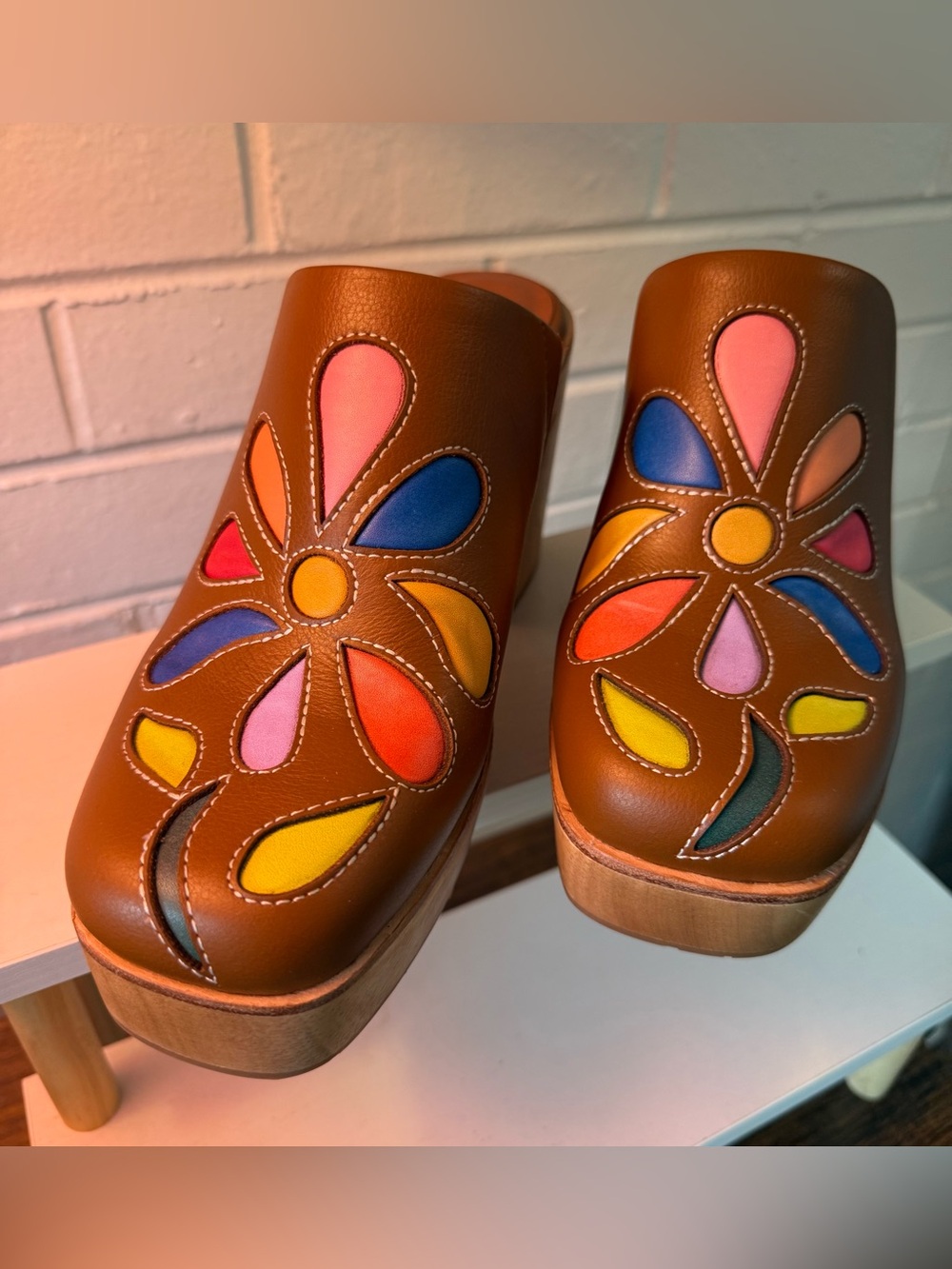 Charlotte Stone Floral Leather Platform Clogs Size 10 NWOT 70s Retro Multicolor - Picture 2 of 8